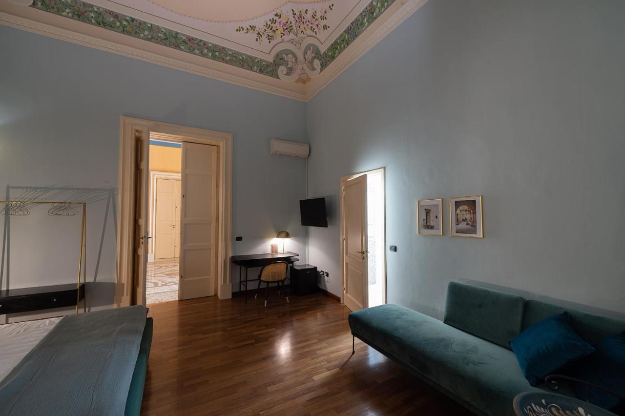 Bed and Breakfast Palazzo Francesco Grassi Aradeo Exterior foto